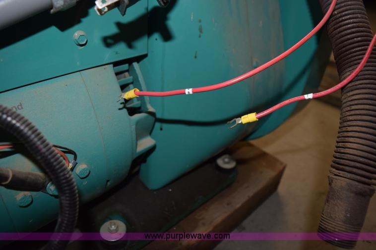 image for item L5805 Onan 2.5 generator set