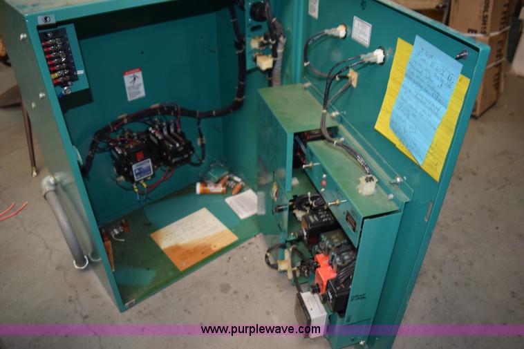 image for item L5805 Onan 2.5 generator set
