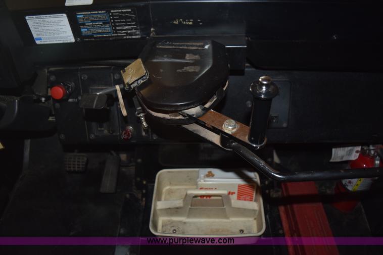 image for item L5810 1998 Chevrolet school bus