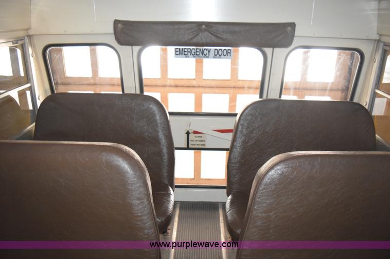 image for item L5810 1998 Chevrolet school bus