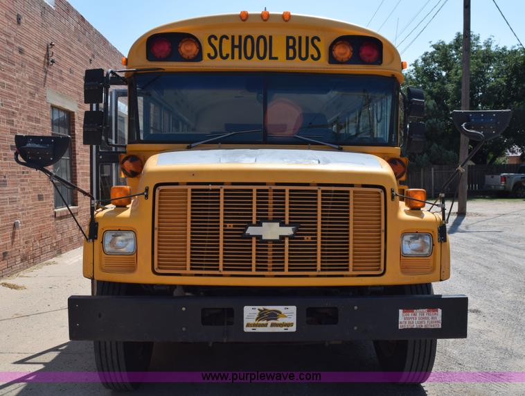 image for item L5811 1997 Chevrolet B7 school bus