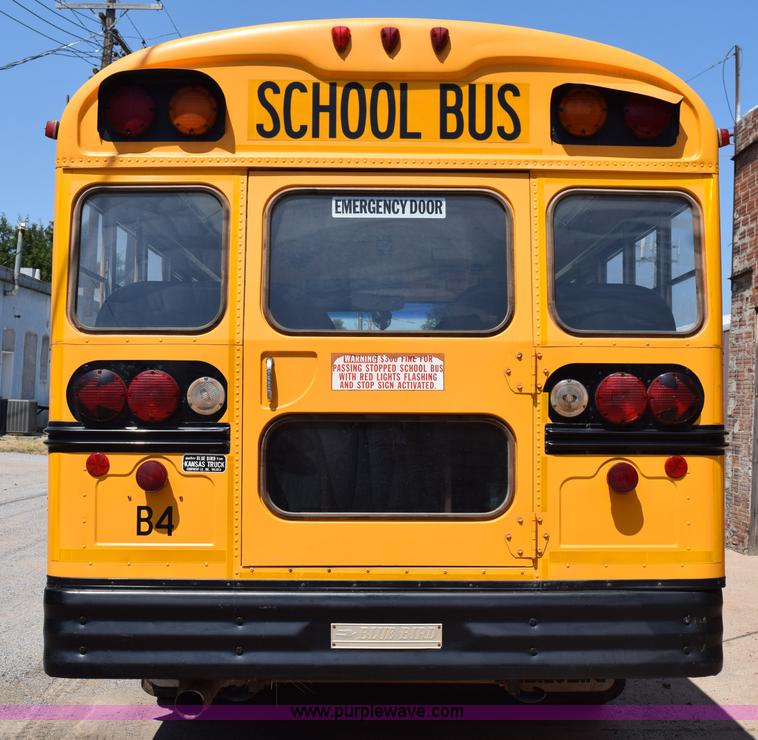 image for item L5811 1997 Chevrolet B7 school bus