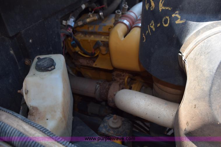 image for item L5811 1997 Chevrolet B7 school bus