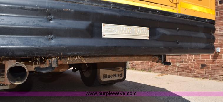 image for item L5811 1997 Chevrolet B7 school bus