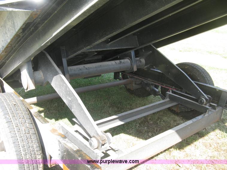 image for item L6330 2008 Hillsboro Tuff Loader dump trailer