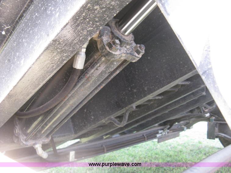 image for item L6330 2008 Hillsboro Tuff Loader dump trailer