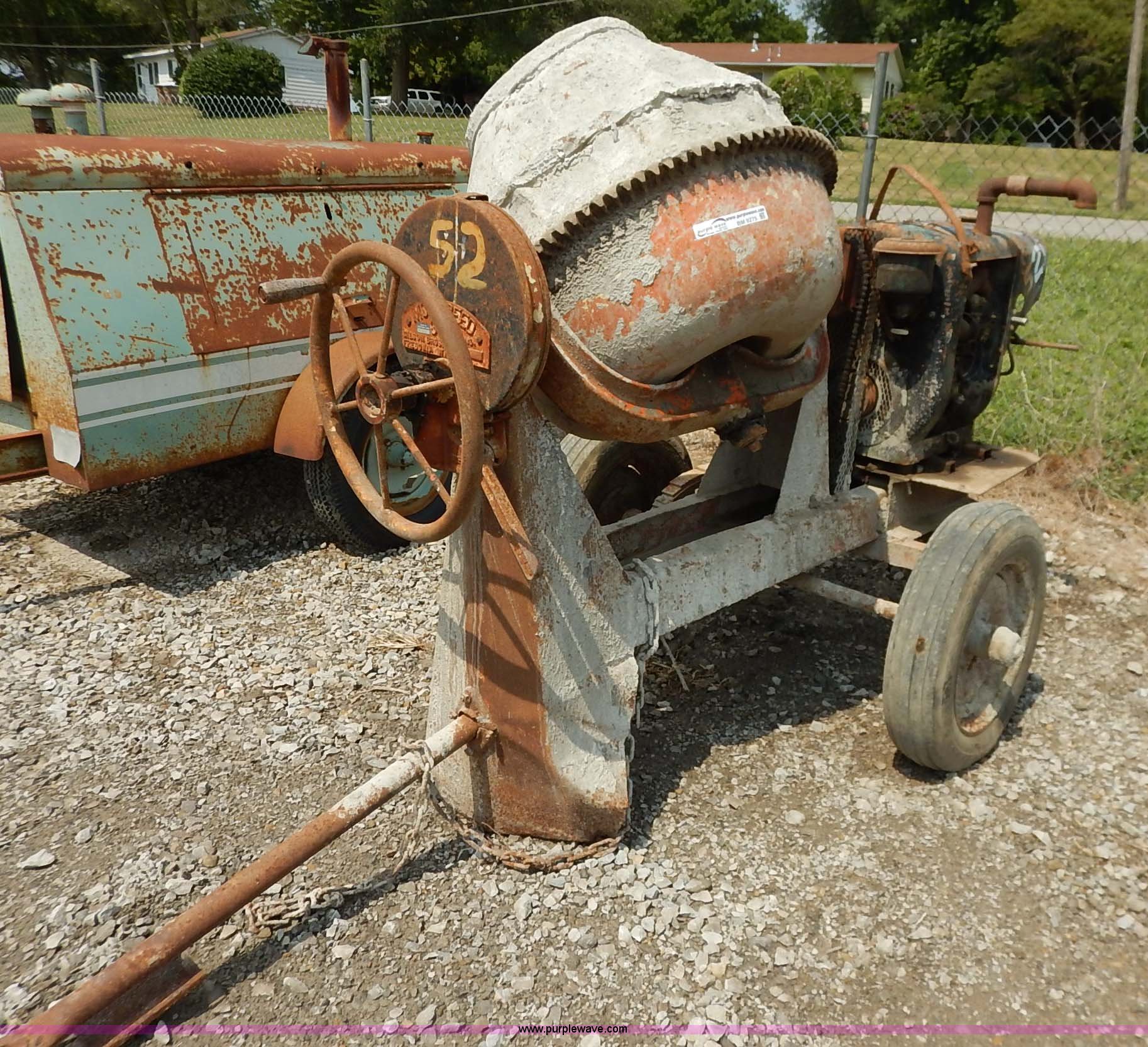 Gilson Bros. Morspeed 3 1/2T concrete mixer in Atchison, KS Item