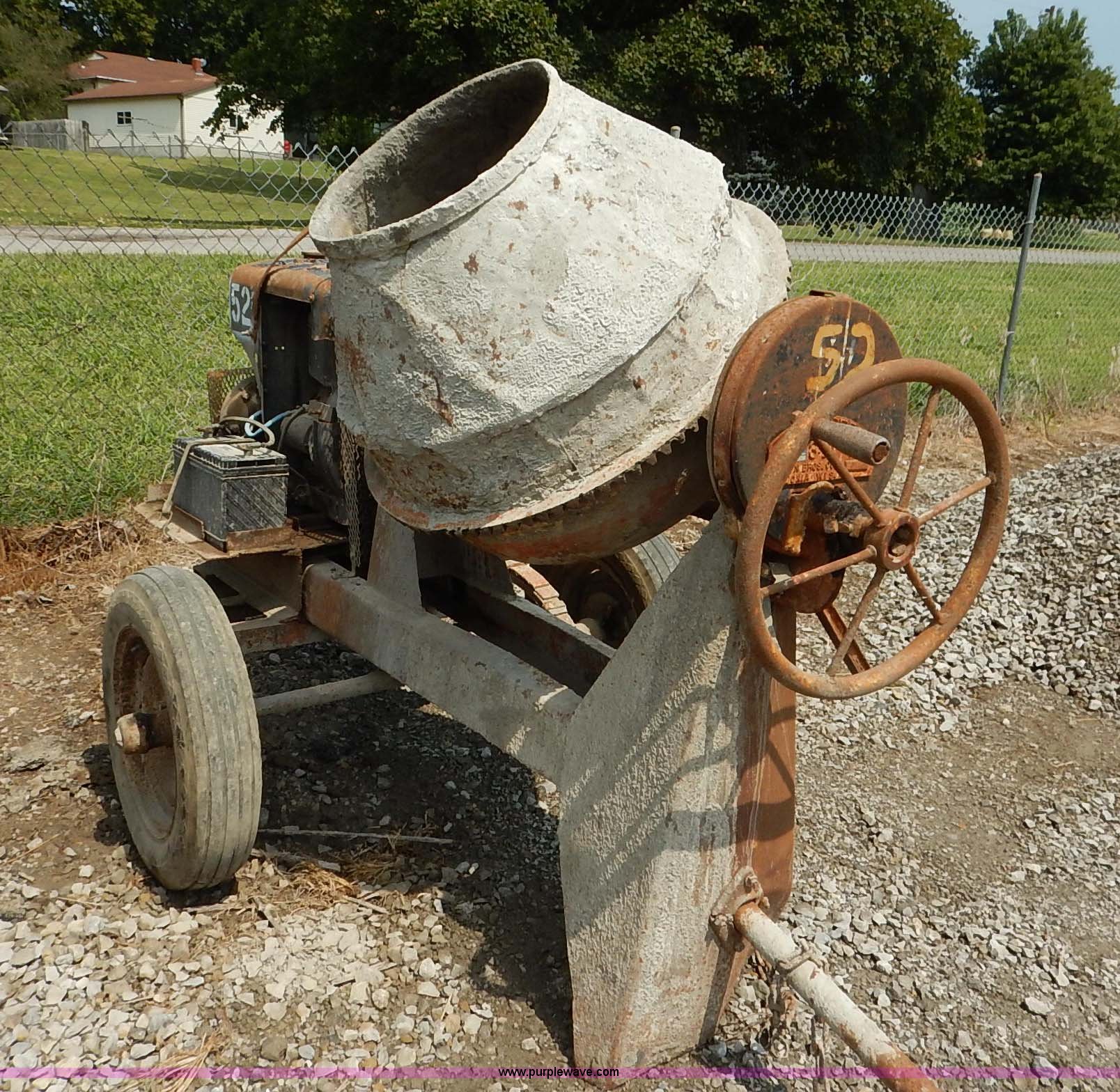 Gilson Bros. Morspeed 3 1/2T concrete mixer in Atchison, KS Item