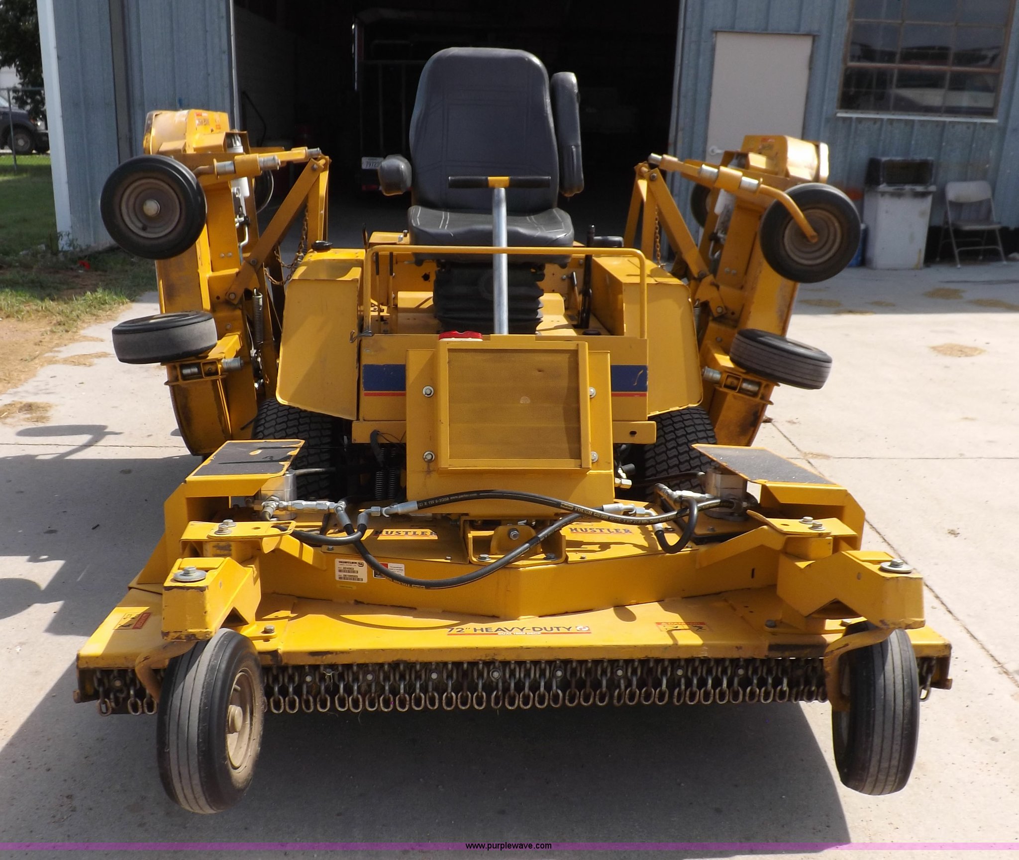 Hustler 4600 Rangewing ZTR lawn mower in Garden City, KS Item J6848