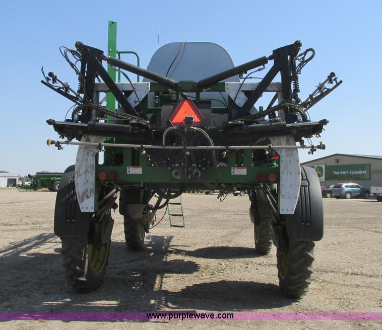 image for item A8853 2012 John Deere 4830 self-propelled sprayer