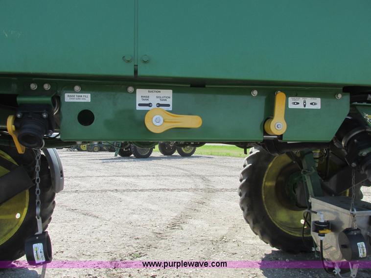 image for item A8853 2012 John Deere 4830 self-propelled sprayer