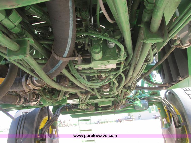 image for item A8853 2012 John Deere 4830 self-propelled sprayer