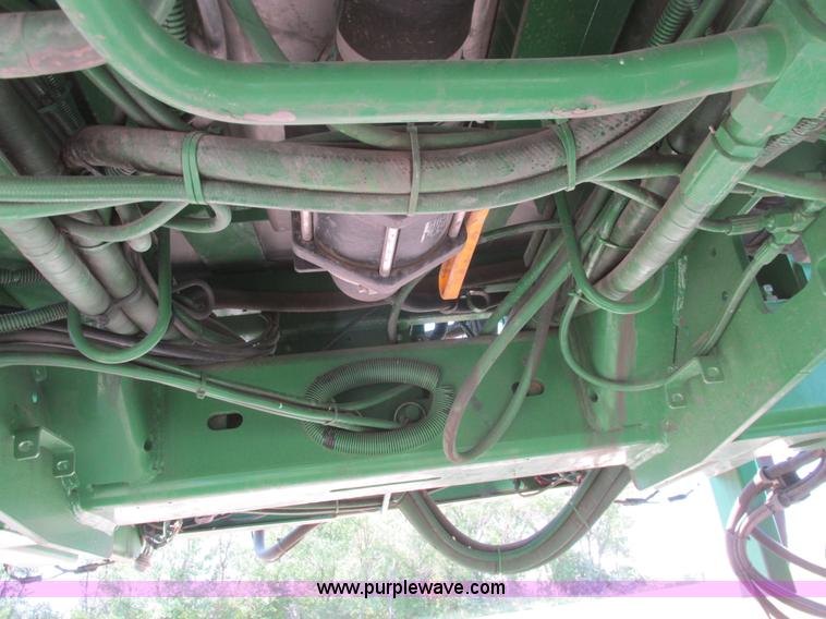 image for item A8853 2012 John Deere 4830 self-propelled sprayer