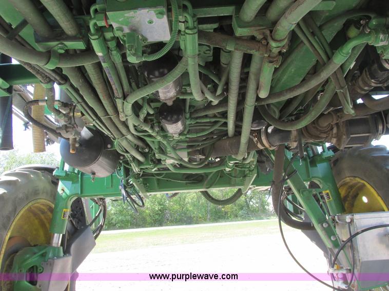 image for item A8853 2012 John Deere 4830 self-propelled sprayer