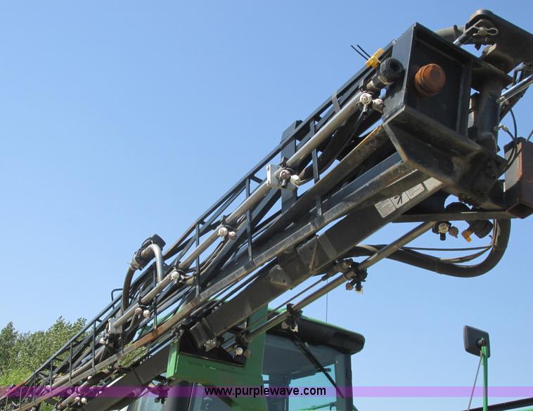 image for item A8853 2012 John Deere 4830 self-propelled sprayer