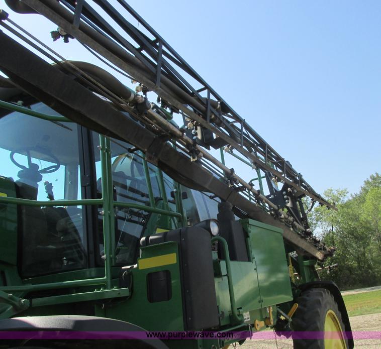 image for item A8853 2012 John Deere 4830 self-propelled sprayer