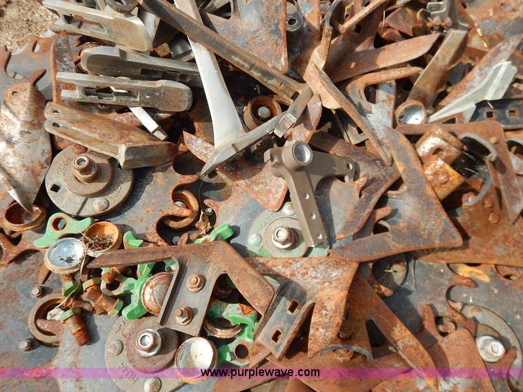 image for item BH9966 Assorted planter equipment