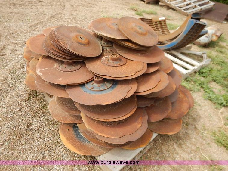 image for item BH9968 Assorted planter disks