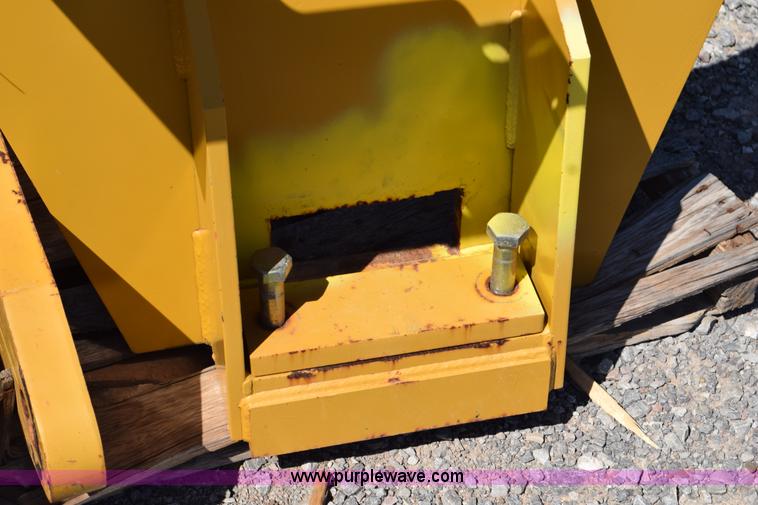 image for item BI9292 John Deere 9330 pan scraper hitch conversion