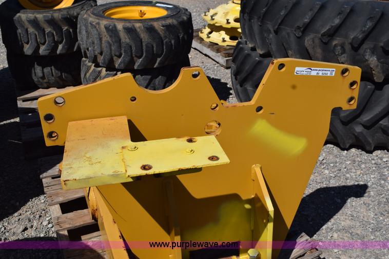 image for item BI9292 John Deere 9330 pan scraper hitch conversion