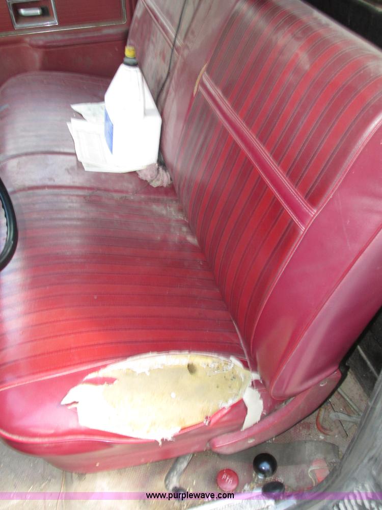 image for item H1155 1979 Chevrolet Scottsdale C70 grain truck