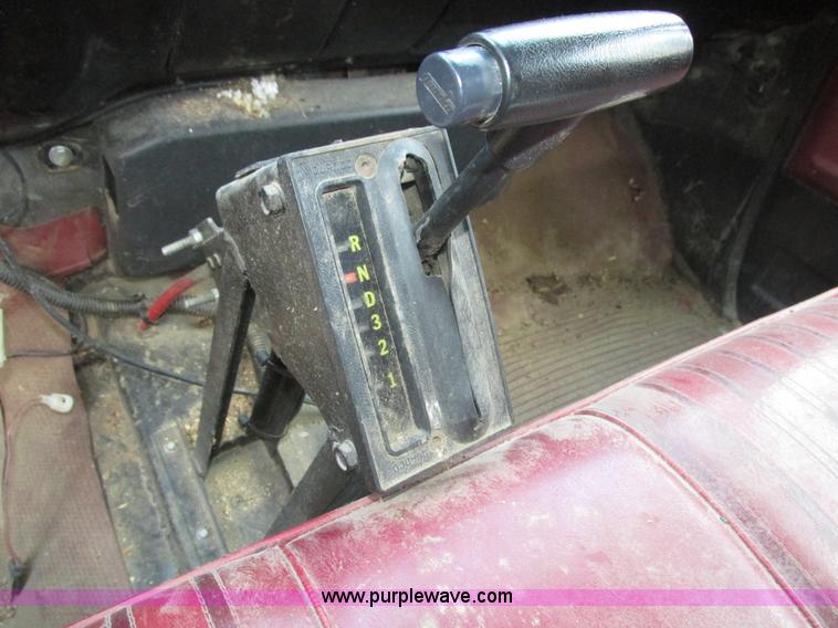 image for item H1155 1979 Chevrolet Scottsdale C70 grain truck