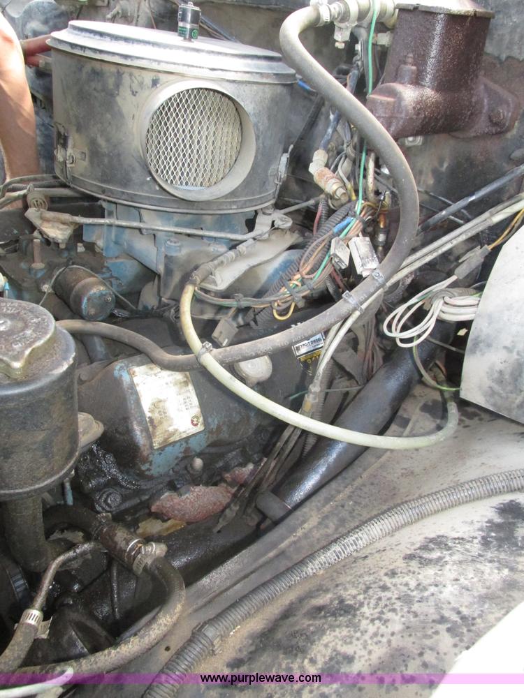 image for item H1155 1979 Chevrolet Scottsdale C70 grain truck