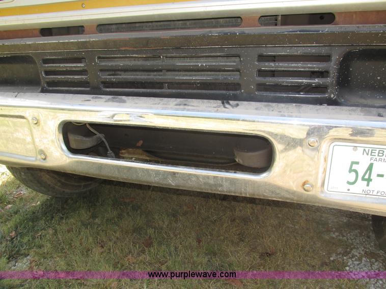 image for item H1155 1979 Chevrolet Scottsdale C70 grain truck