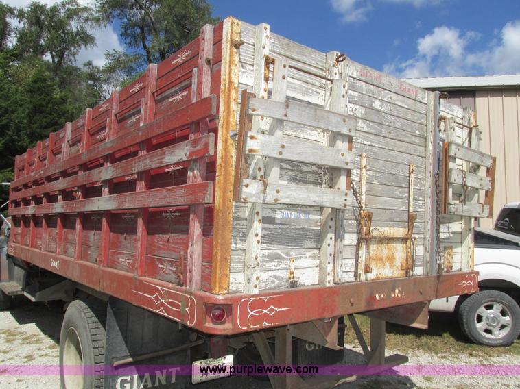 image for item H1155 1979 Chevrolet Scottsdale C70 grain truck