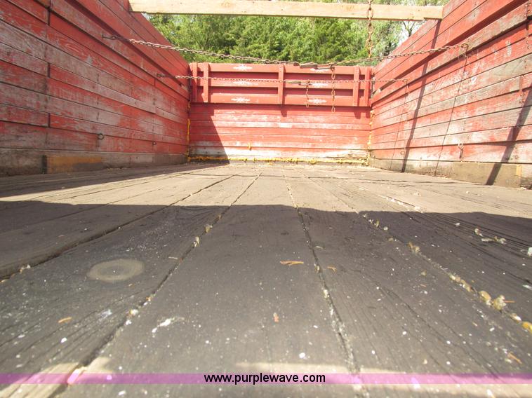 image for item H1155 1979 Chevrolet Scottsdale C70 grain truck