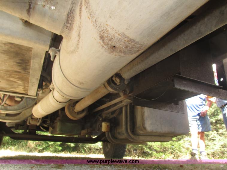 image for item H1155 1979 Chevrolet Scottsdale C70 grain truck