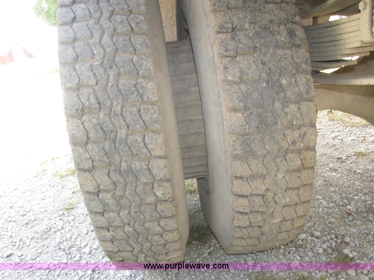 image for item H1155 1979 Chevrolet Scottsdale C70 grain truck