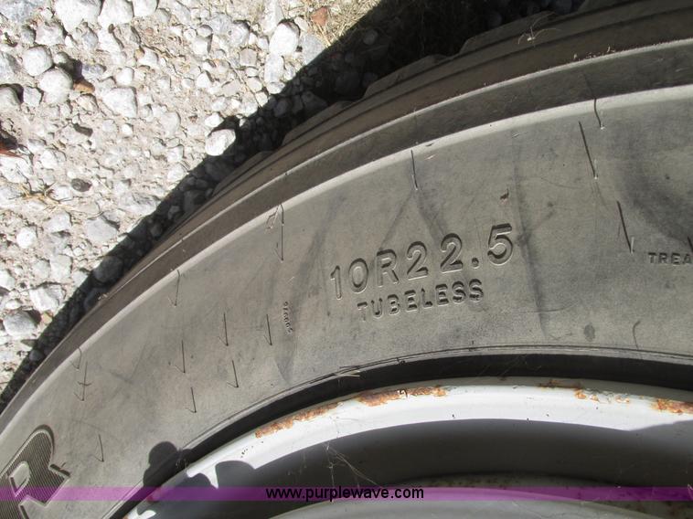 image for item H1155 1979 Chevrolet Scottsdale C70 grain truck