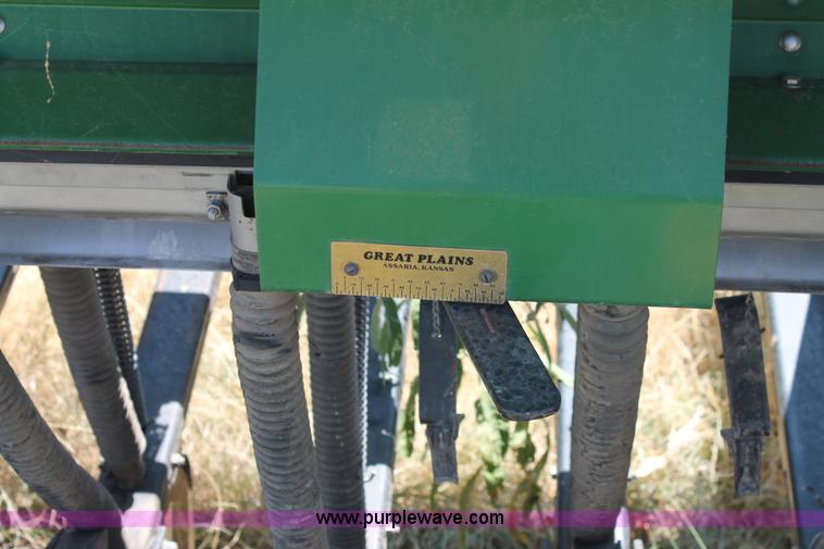 image for item J1452 Great Plains Solid Stand 13 grain drill