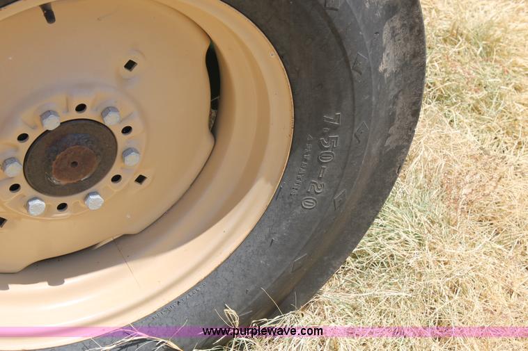 image for item J1452 Great Plains Solid Stand 13 grain drill