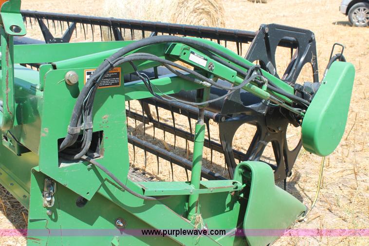 image for item J1453 John Deere 936 draper head