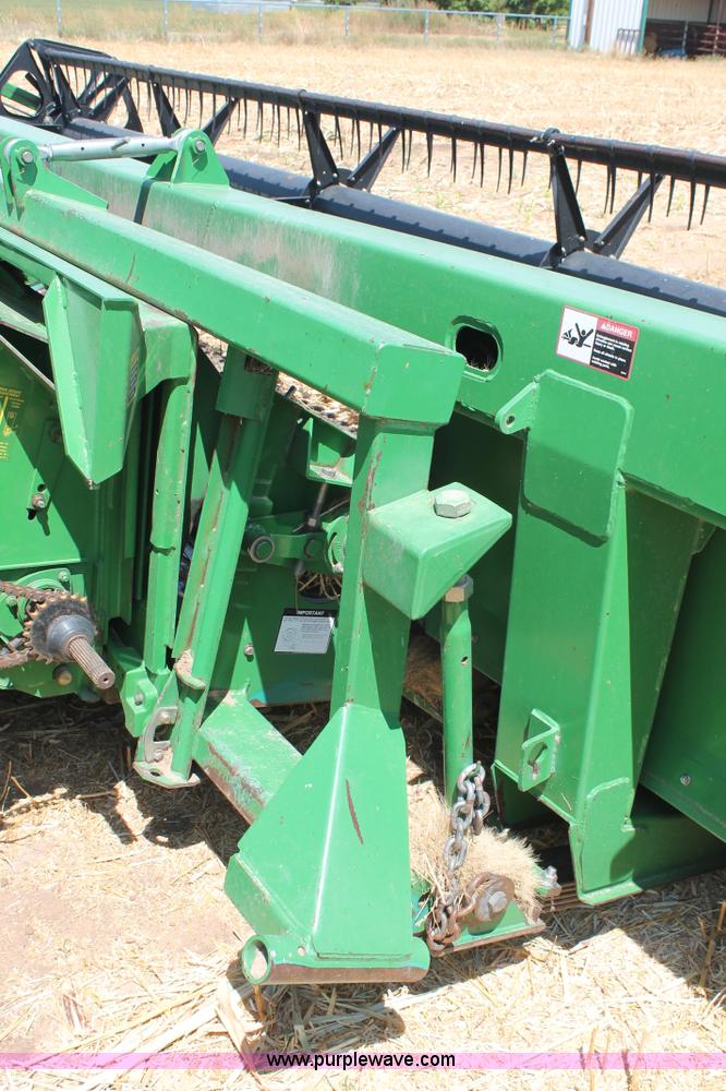 image for item J1453 John Deere 936 draper head