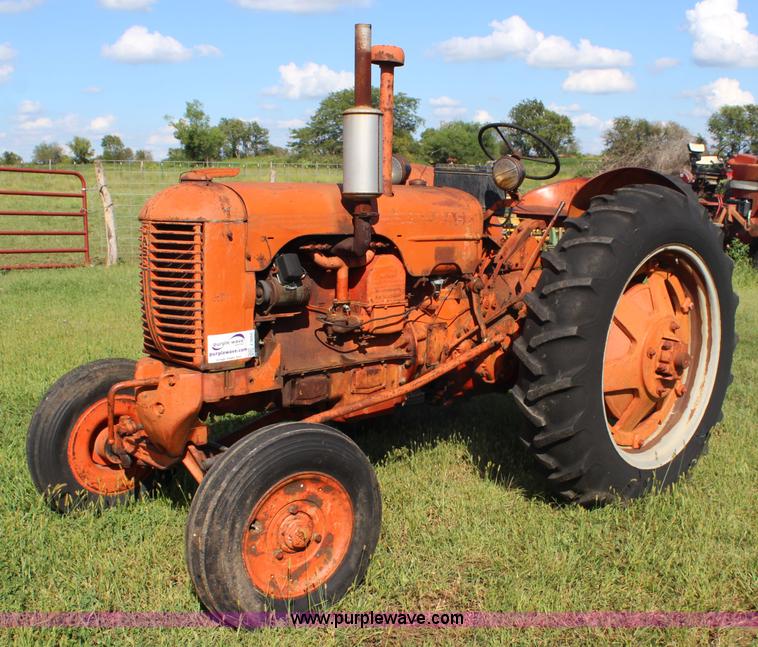 1954 Case DC-4 tractor in Carbondale, KS | Item J3660 sold | Purple Wave