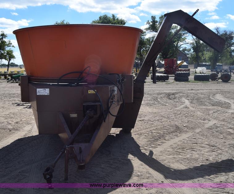 image for item J7797 Burrow Roto-Grind tub grinder