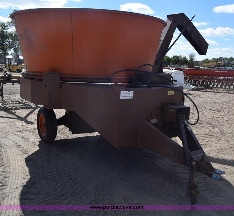 image for item J7797 Burrow Roto-Grind tub grinder