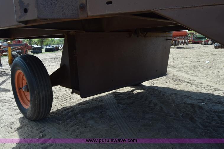 image for item J7797 Burrow Roto-Grind tub grinder