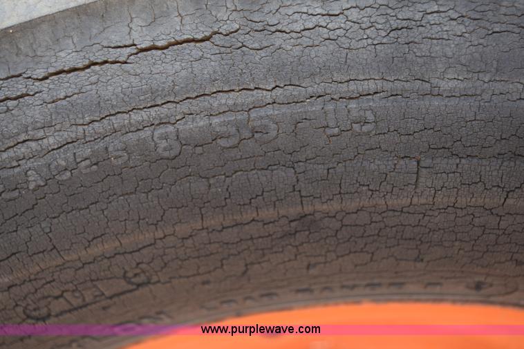 image for item J7797 Burrow Roto-Grind tub grinder