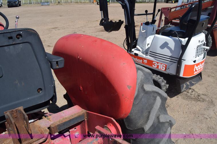 image for item J7806 International 240 tractor