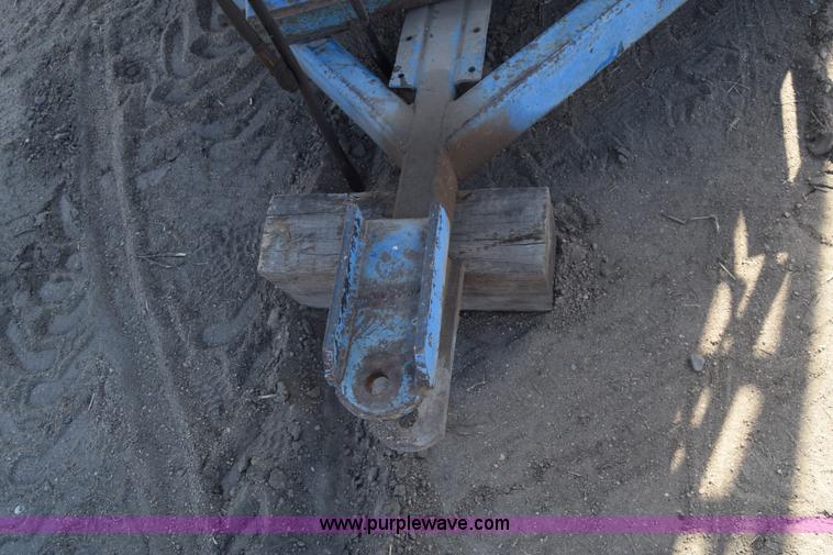 image for item J7818 John Blue M-1532 cotton module builder