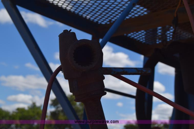 image for item J7818 John Blue M-1532 cotton module builder