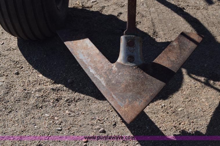 image for item J7819 QuinStar Fallow Master sweep plow