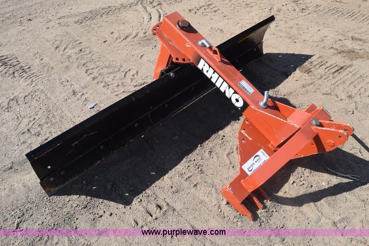 image for item J7827 Rhino 800 blade