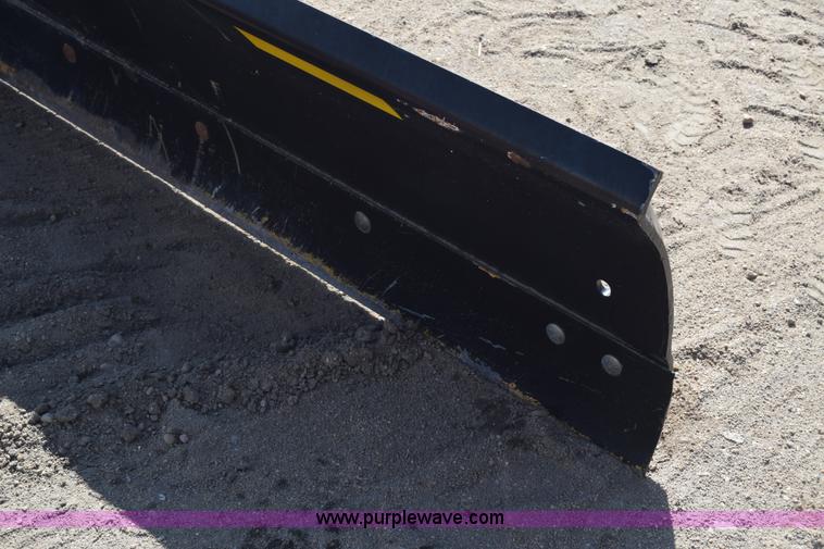 image for item J7827 Rhino 800 blade