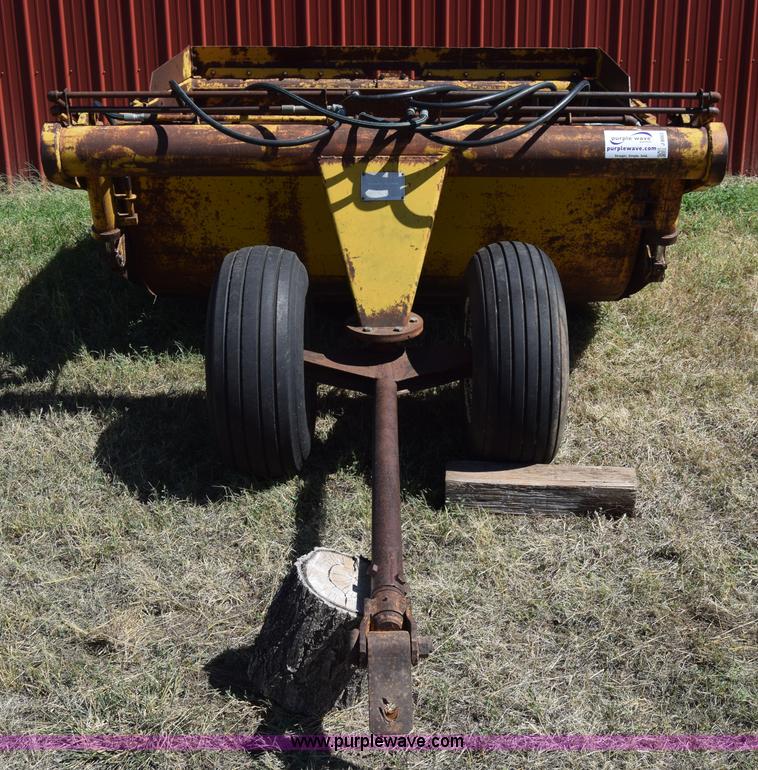 image for item J8062 Soilmover 425 pull scraper