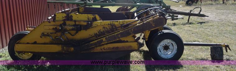 image for item J8062 Soilmover 425 pull scraper